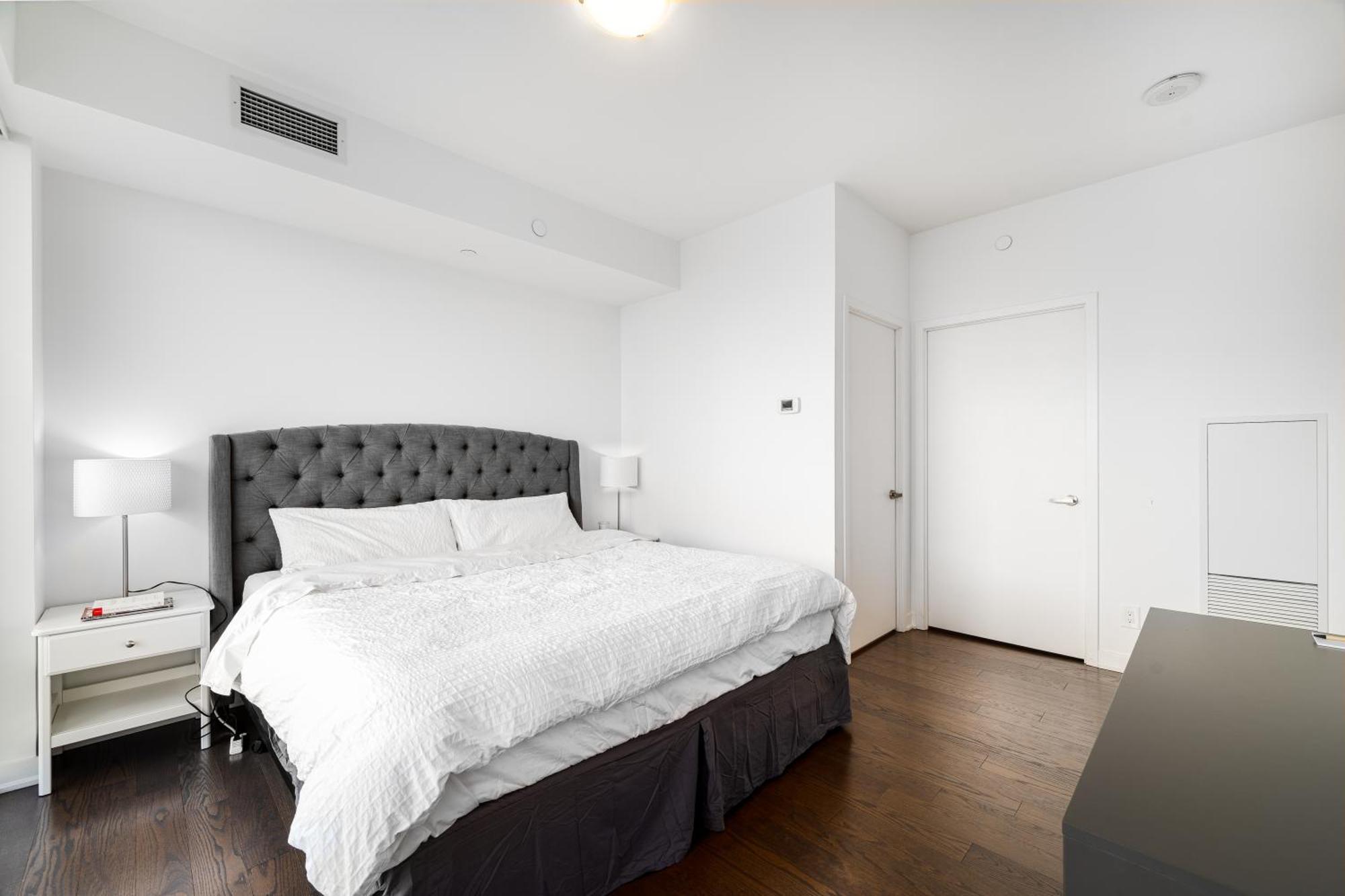 Presidential Suite Heart Of Downtown With Stunning View Торонто Екстериор снимка