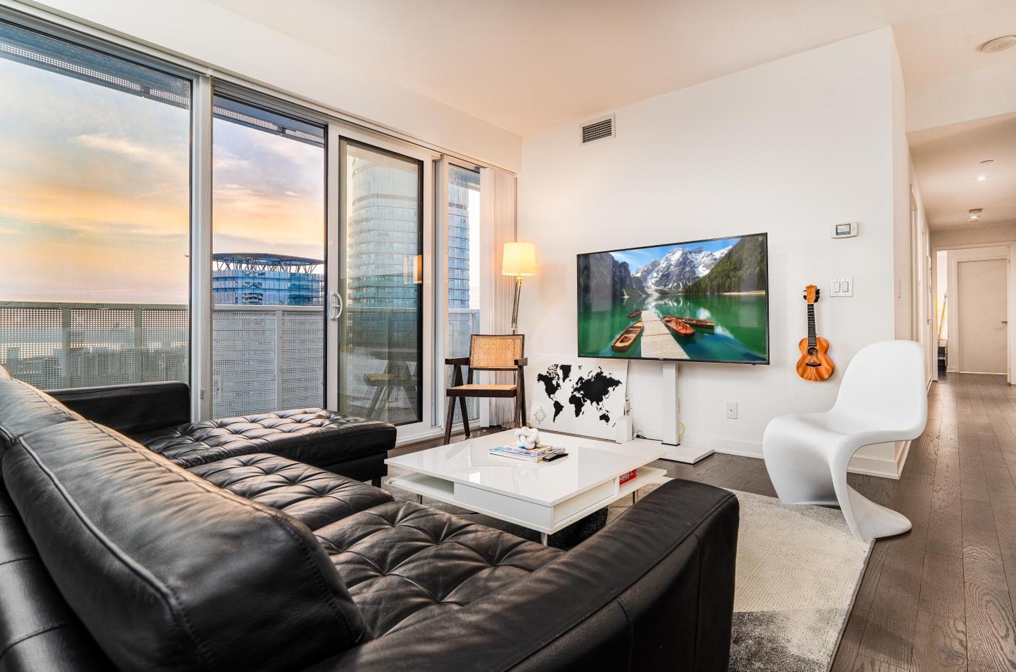 Presidential Suite Heart Of Downtown With Stunning View Торонто Екстериор снимка